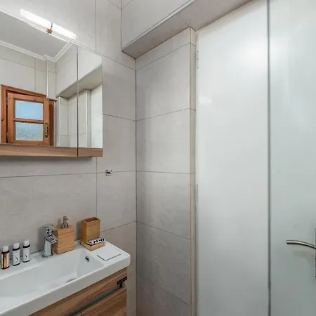 Albouro Seafront Hotel Katelios