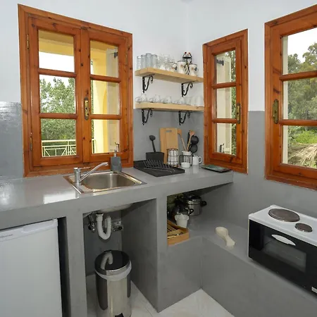 Albouro Seafront Hotel