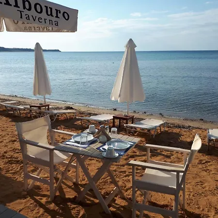 Отель Albouro Seafront 3*