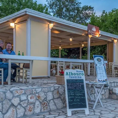 Отель Albouro Seafront 3*