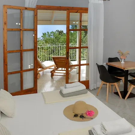 Albouro Seafront 3* Katelios