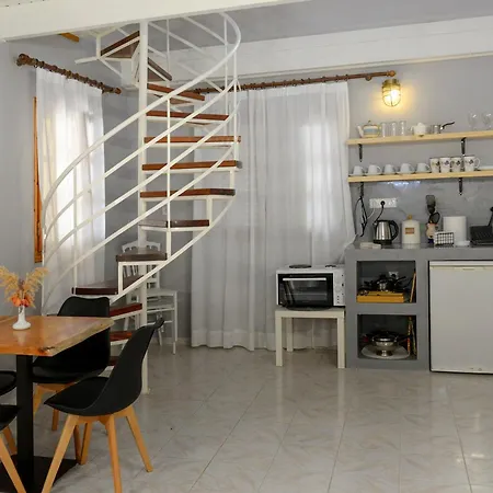 מלון Albouro Seafront