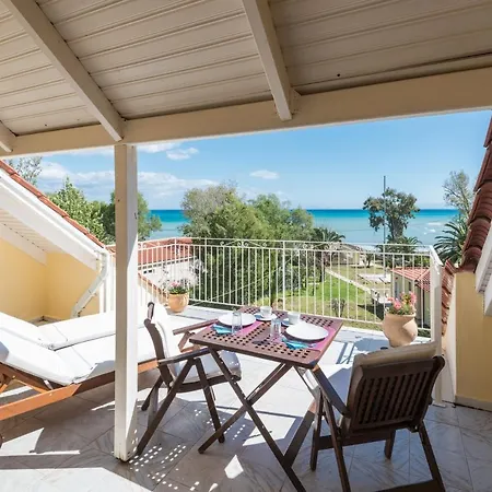 מלון Albouro Seafront 3*