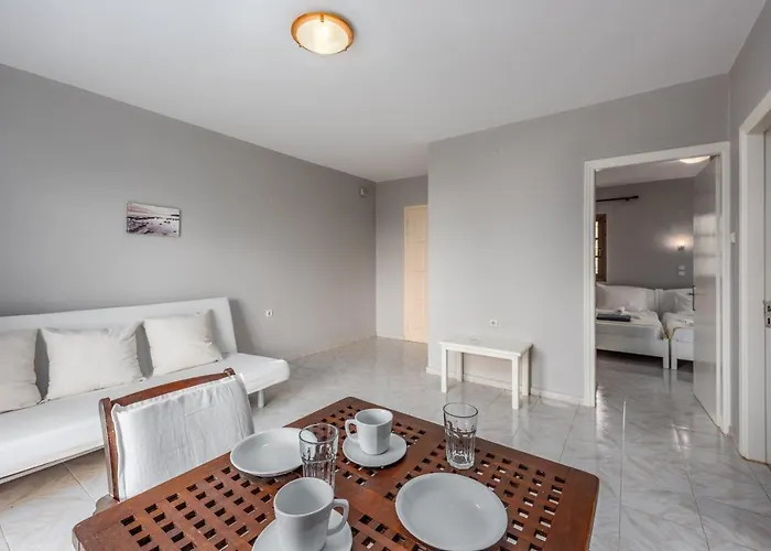 Albouro Seafront Ξενοδοχείο 3*