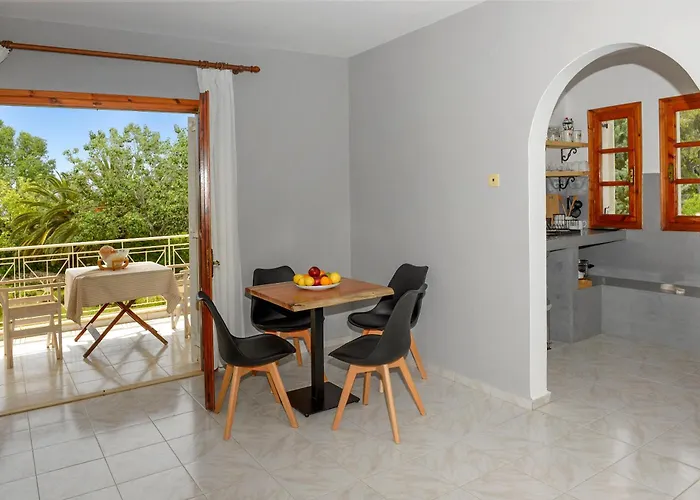 Albouro Seafront Ξενοδοχείο 3*