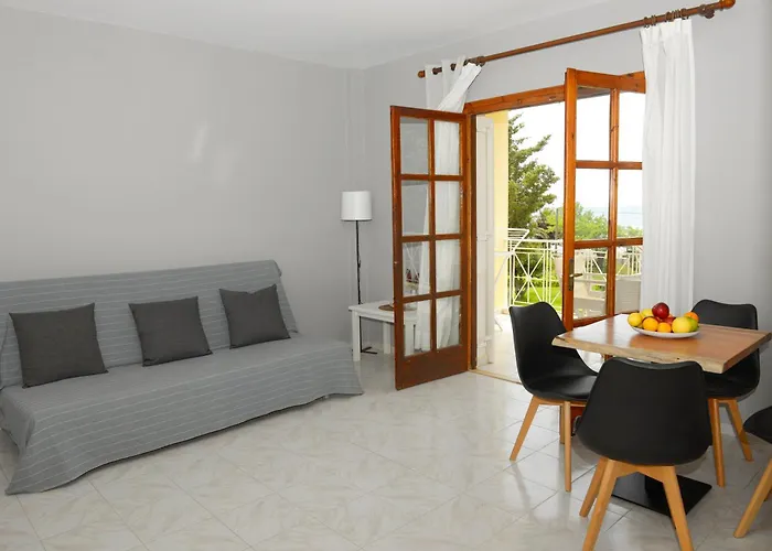 Albouro Seafront Ξενοδοχείο 3*