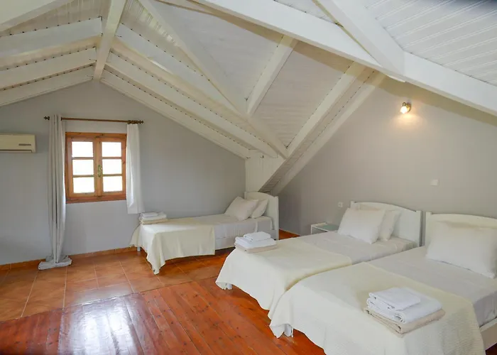 Ξενοδοχείο Albouro Seafront