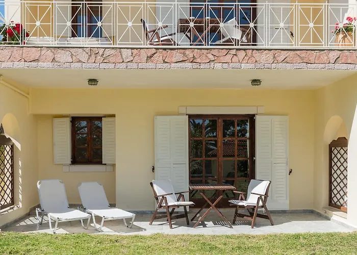 Ξενοδοχείο Albouro Seafront