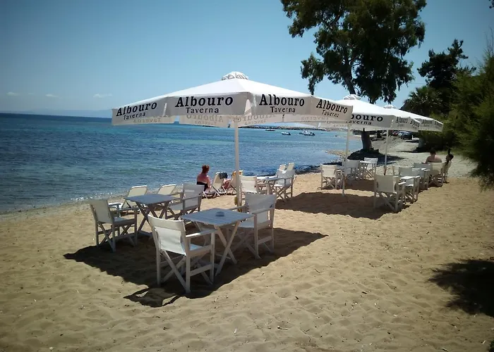 Albouro Seafront Ξενοδοχείο 3*