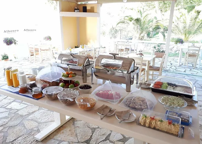 Albouro Seafront Κατελειός